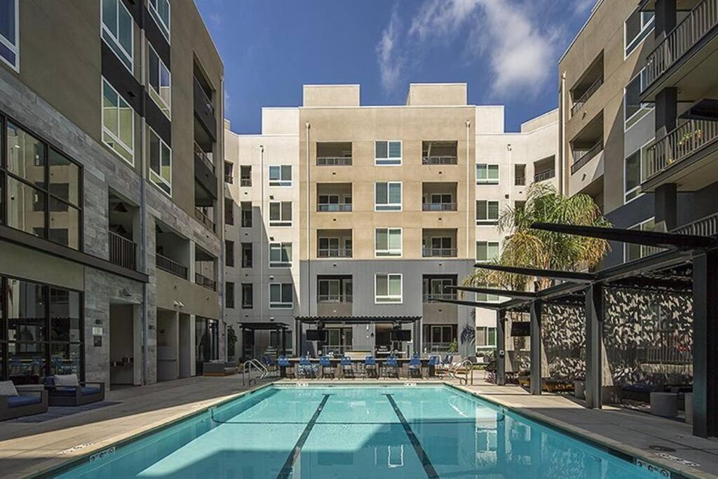 Chic Luxury Condo Near Hollywood Glendale Dış mekan fotoğraf